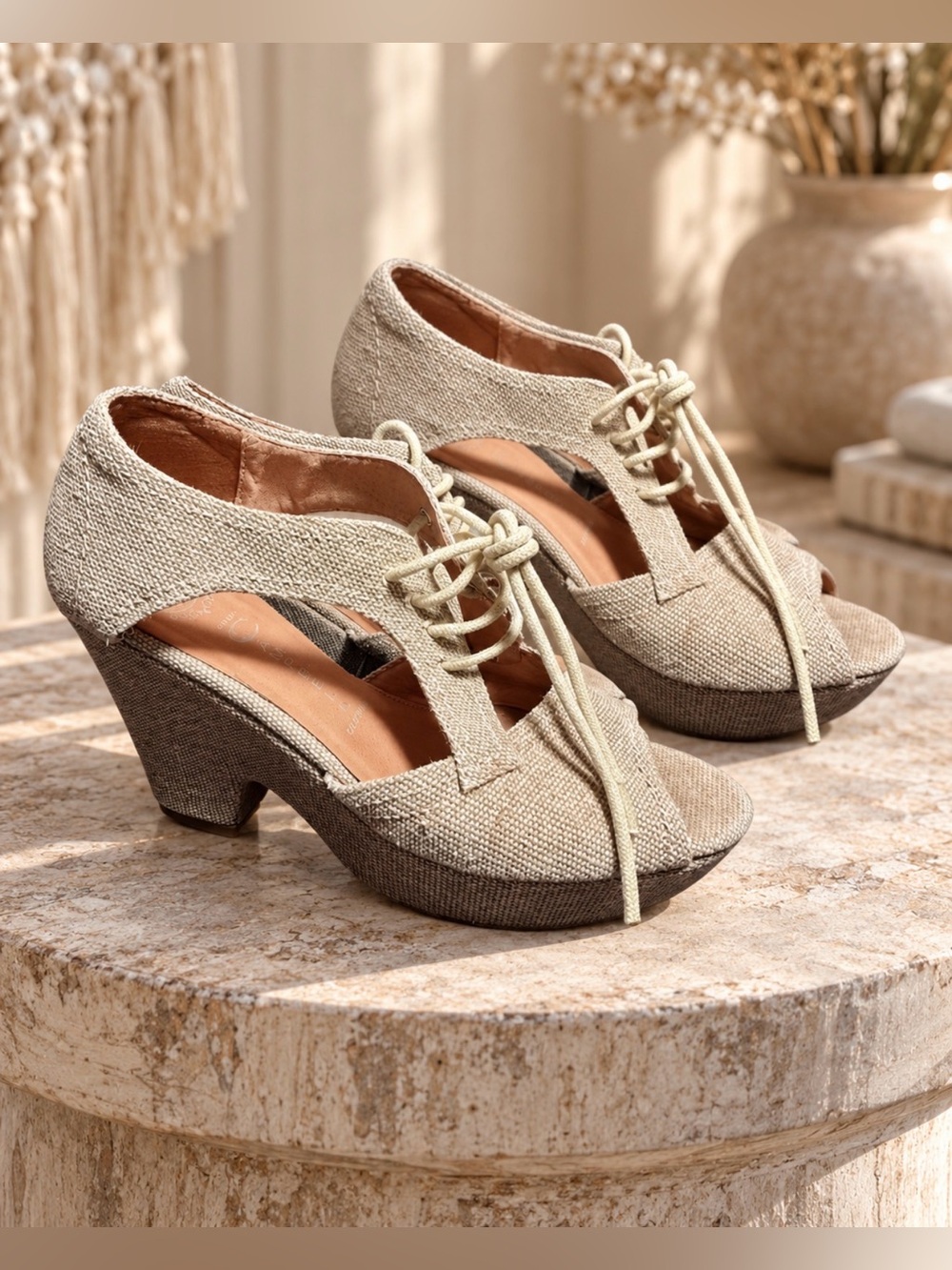Jeffrey Campbell size 10 canvas shoes